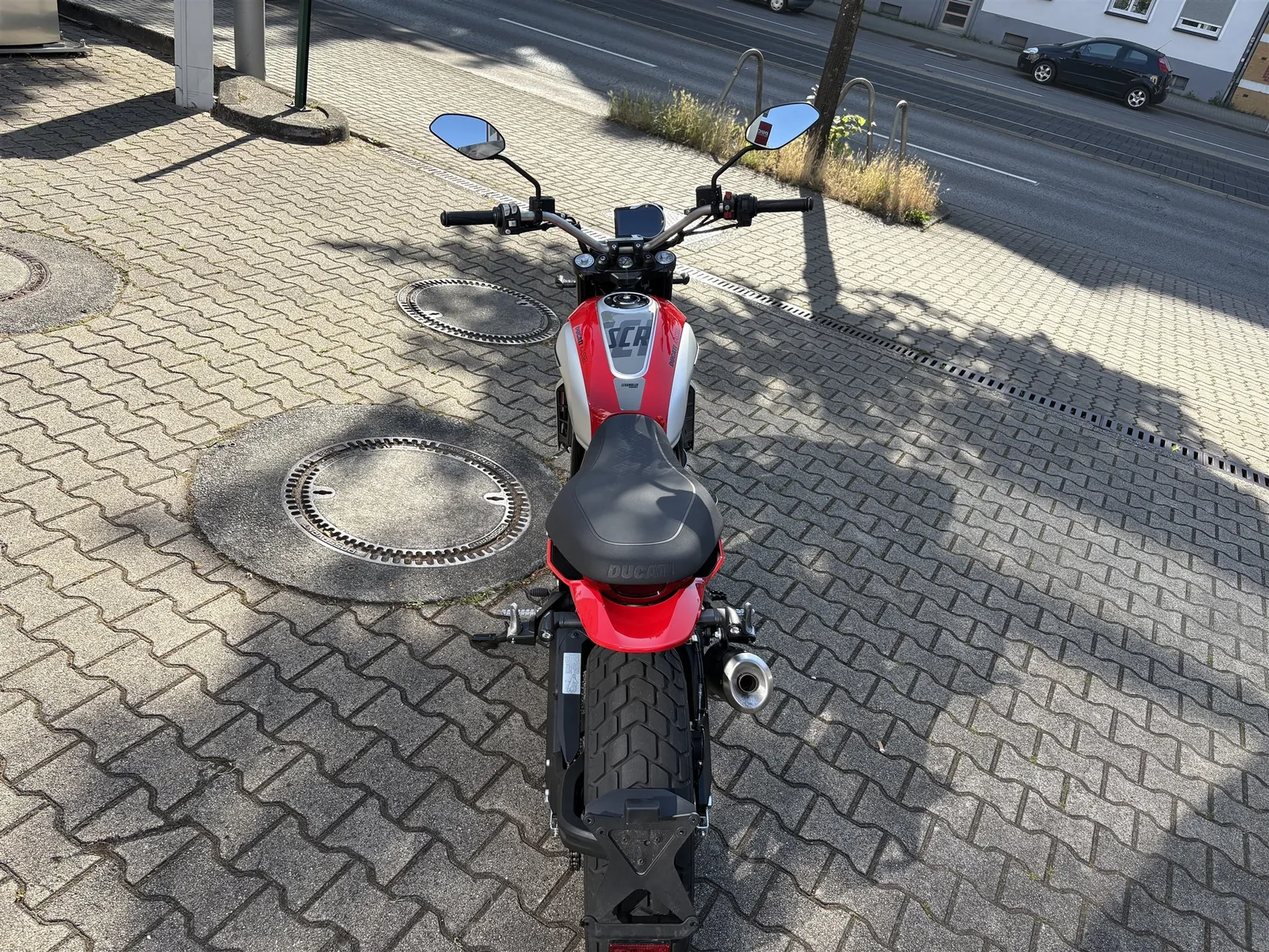 Ducati Scrambler Icon 1.Hand, Zubehör, Garantie !