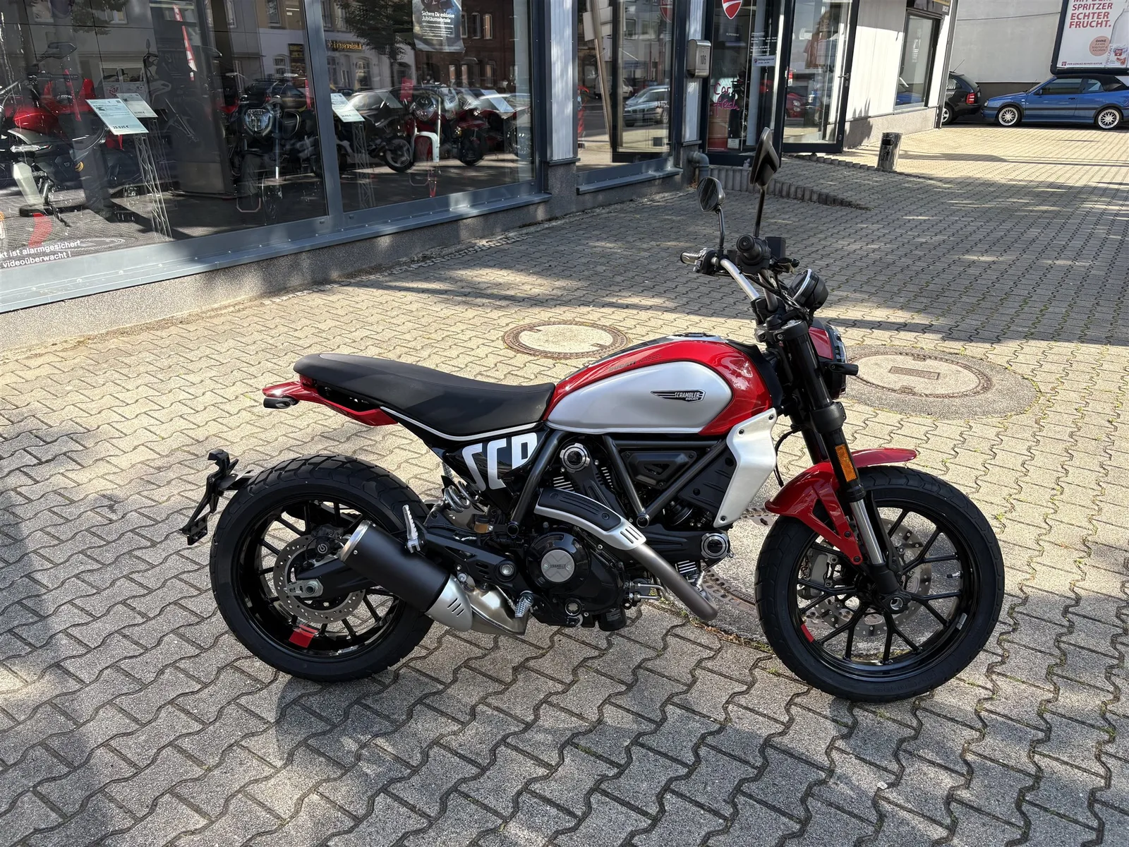 Ducati Scrambler Icon 1.Hand, Zubehör, Garantie !