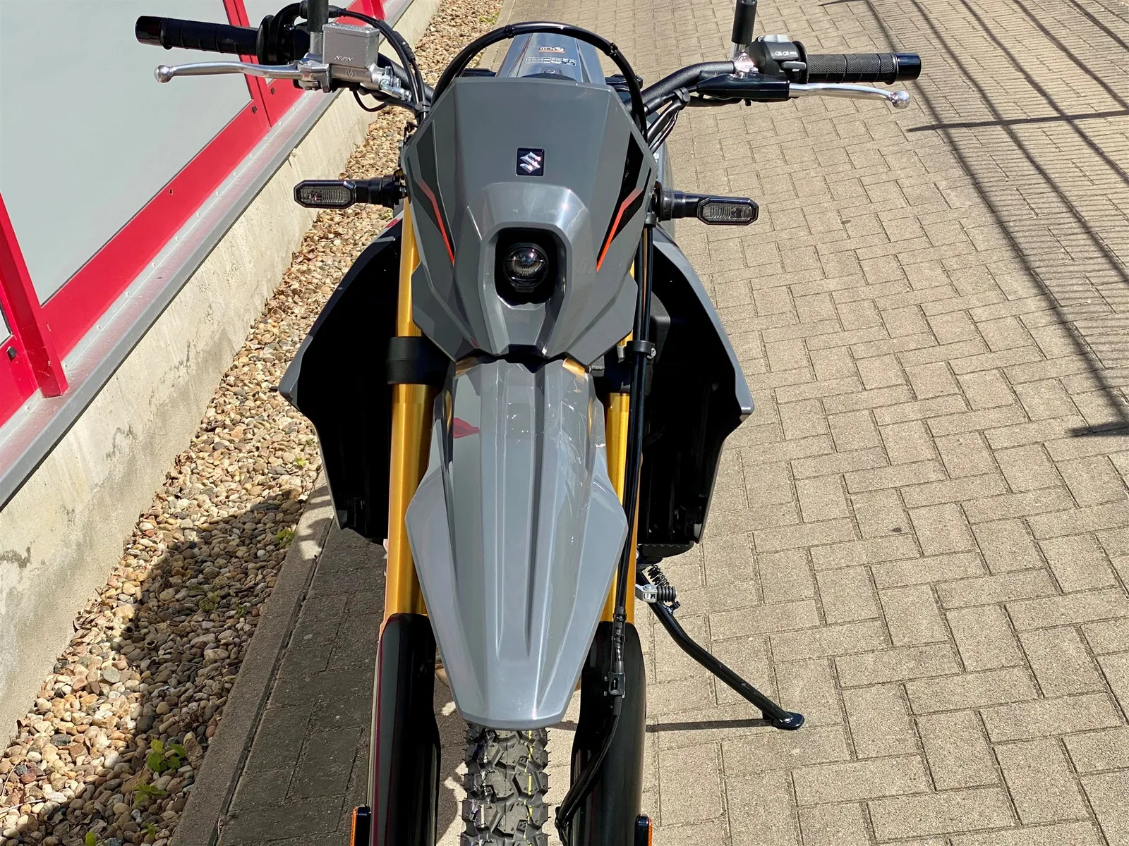 Suzuki DR-Z4S Mod. 2026 zum Aktionspreis, sofort verfügbar!