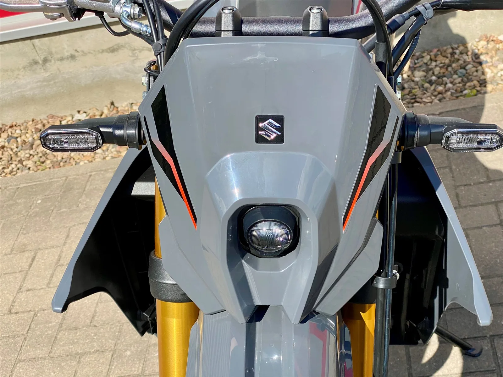 Suzuki DR-Z4S Mod. 2026 zum Aktionspreis, sofort verfügbar!