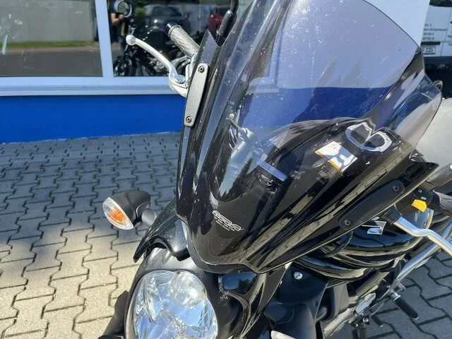 Suzuki SFV 650 Gladius