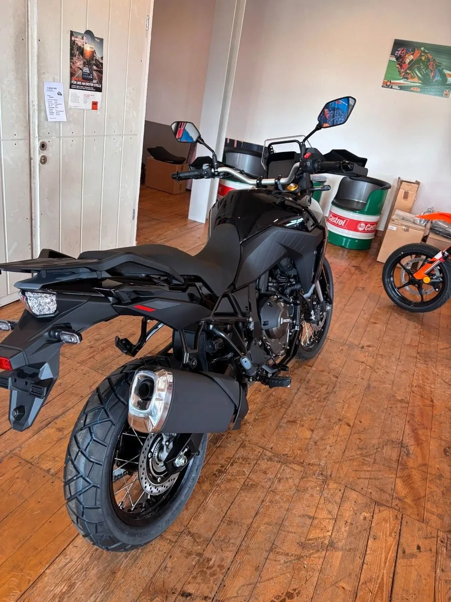 Suzuki V-Strom 800DE