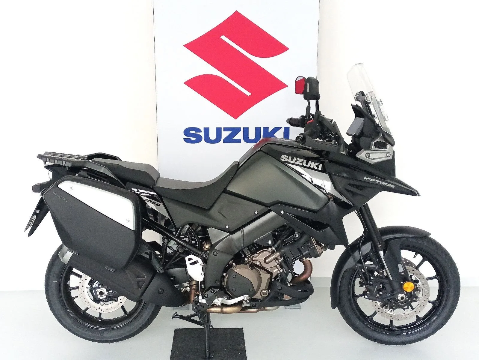 Suzuki V-Strom 1050 Touring