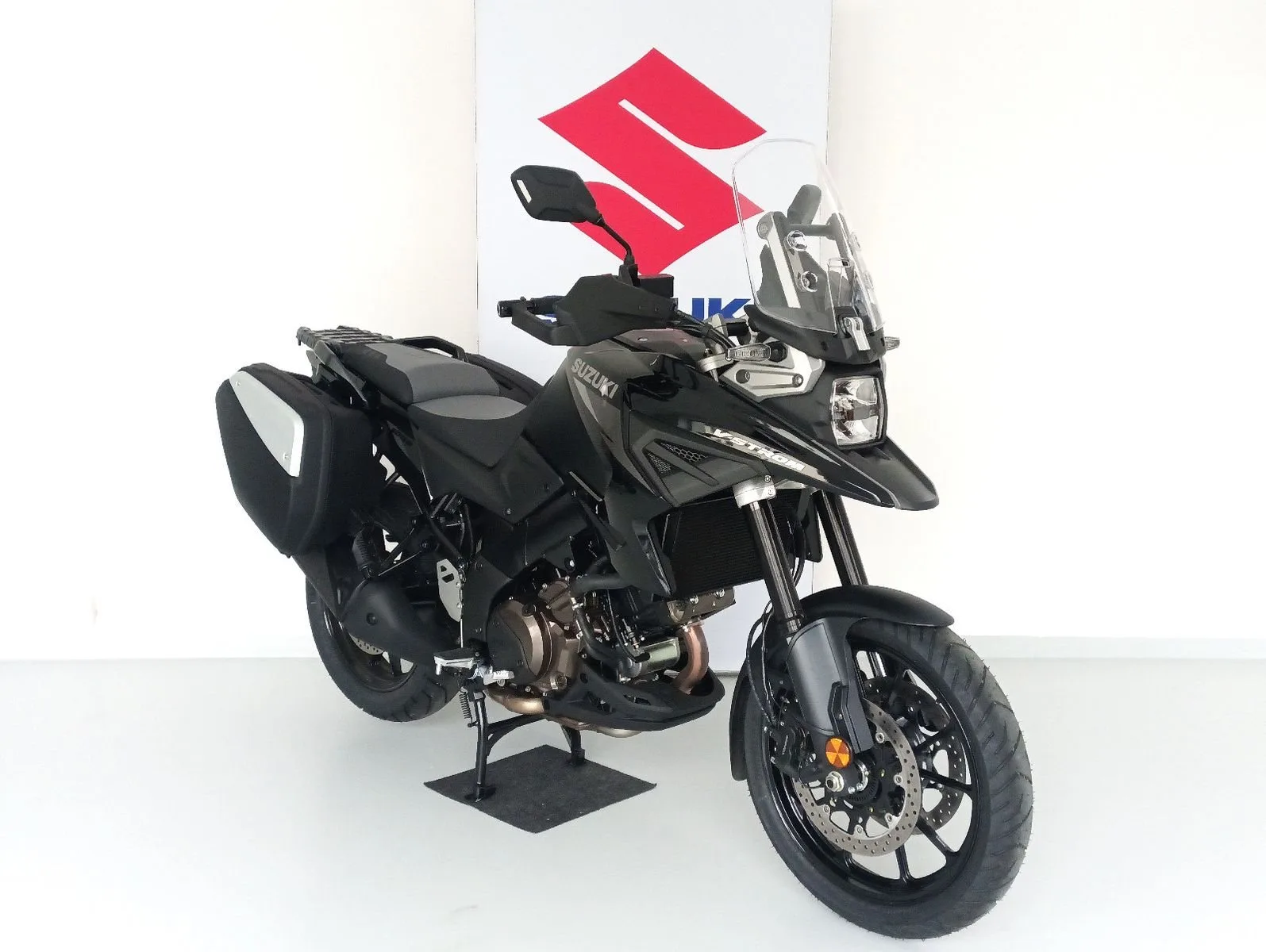 Suzuki V-Strom 1050 Touring