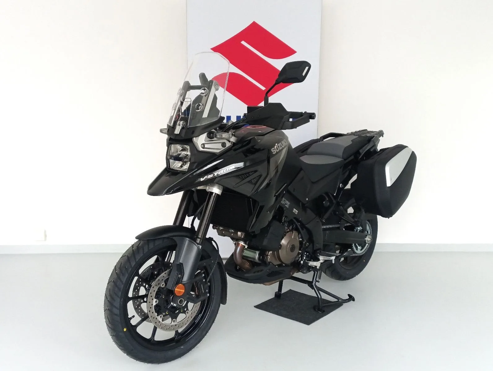 Suzuki V-Strom 1050 Touring
