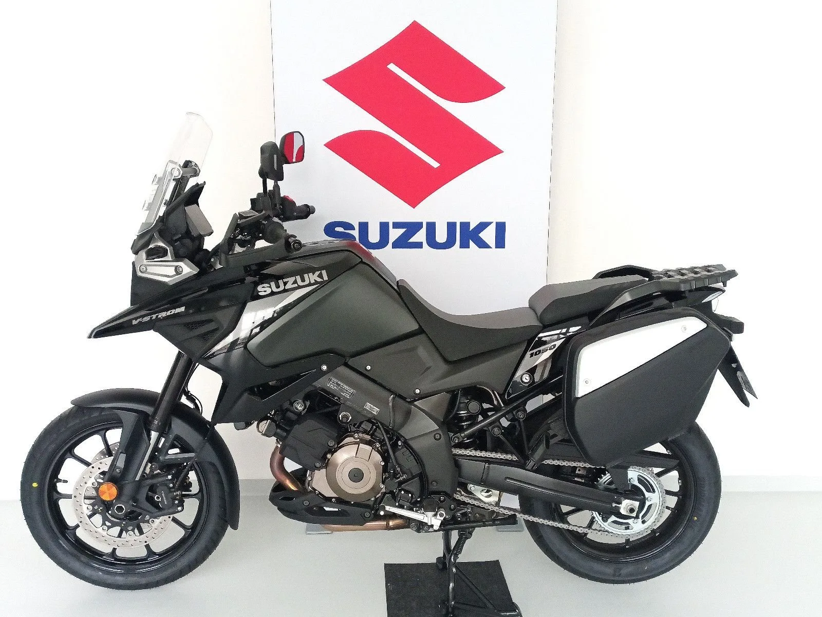 Suzuki V-Strom 1050 Touring