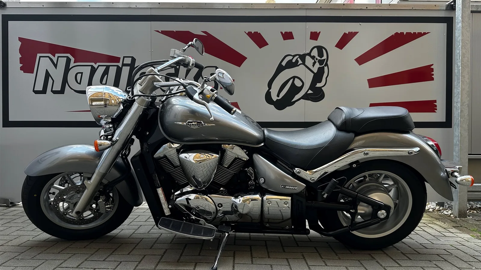 Suzuki Intruder C1800R VLR 1800 Intruder