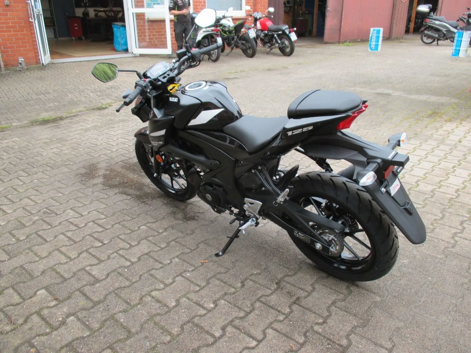 Suzuki GSX-S125