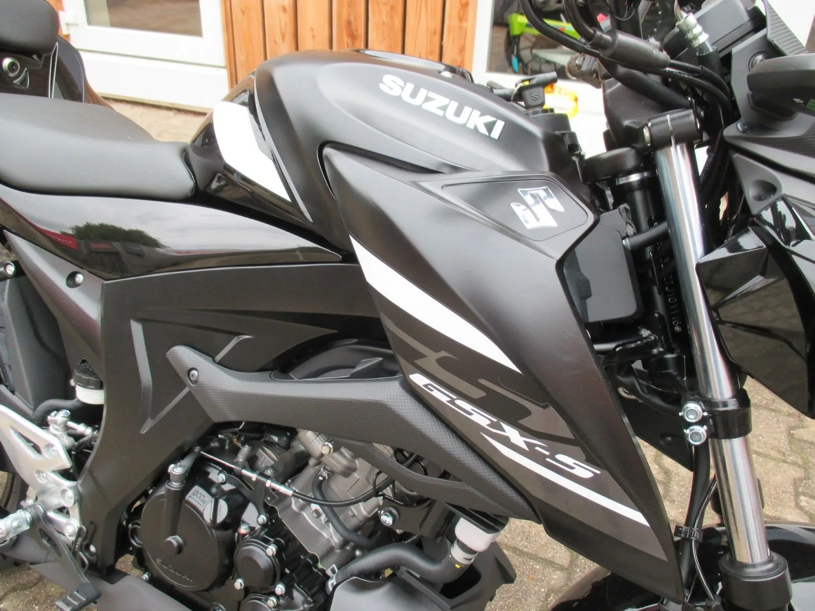 Suzuki GSX-S125