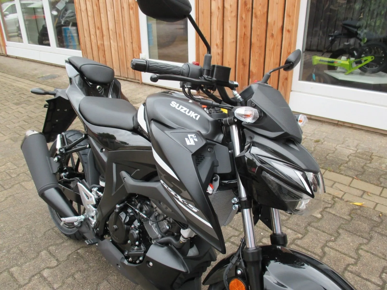 Suzuki GSX-S125