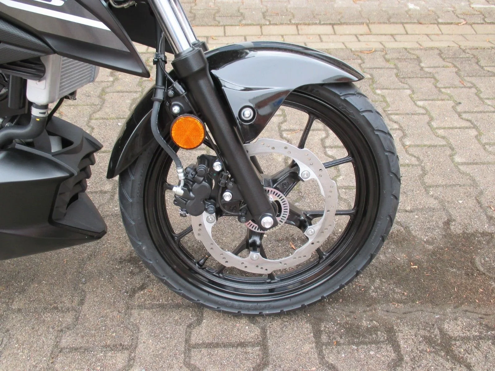 Suzuki GSX-S125