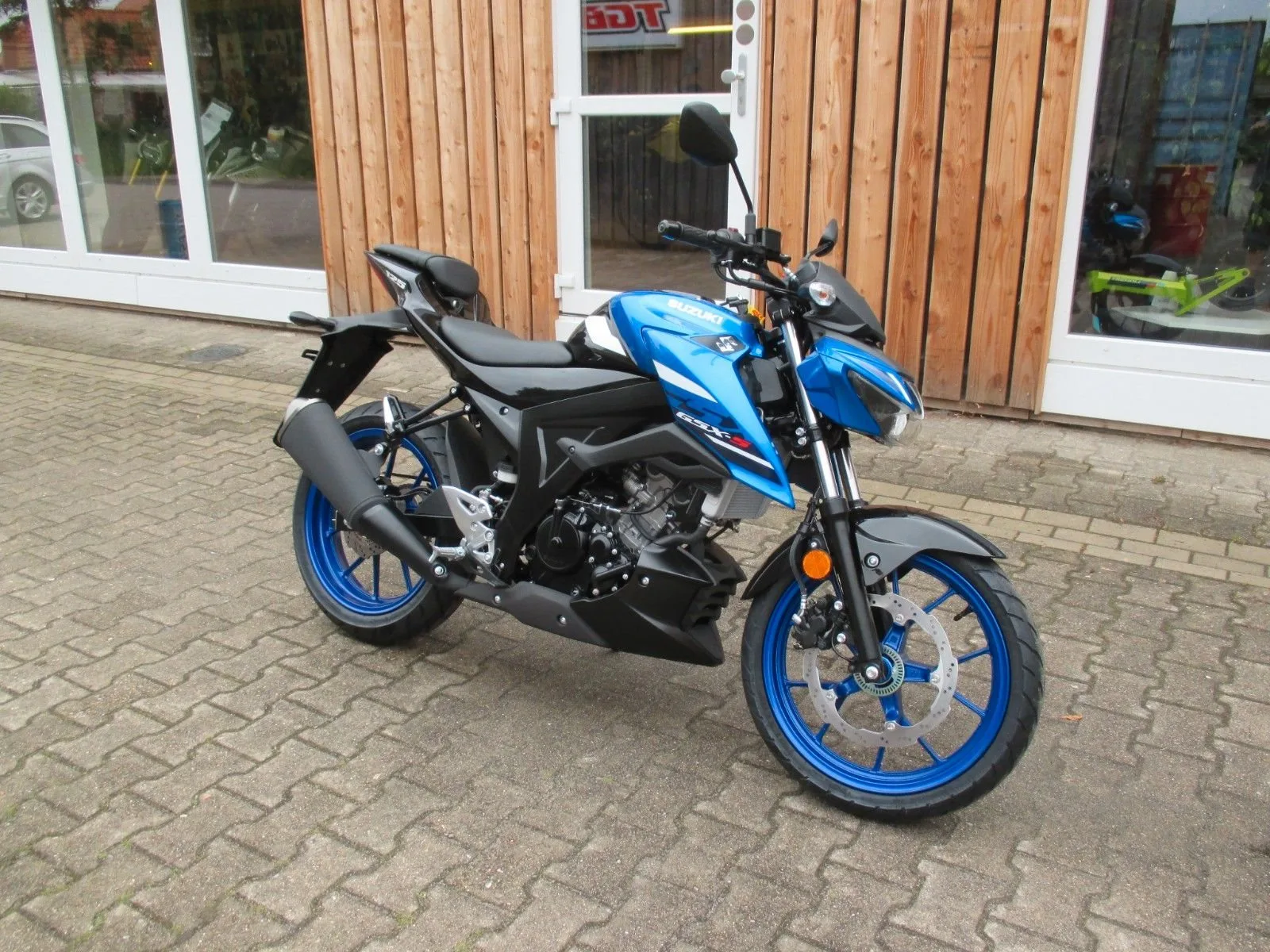 Suzuki GSX-S125