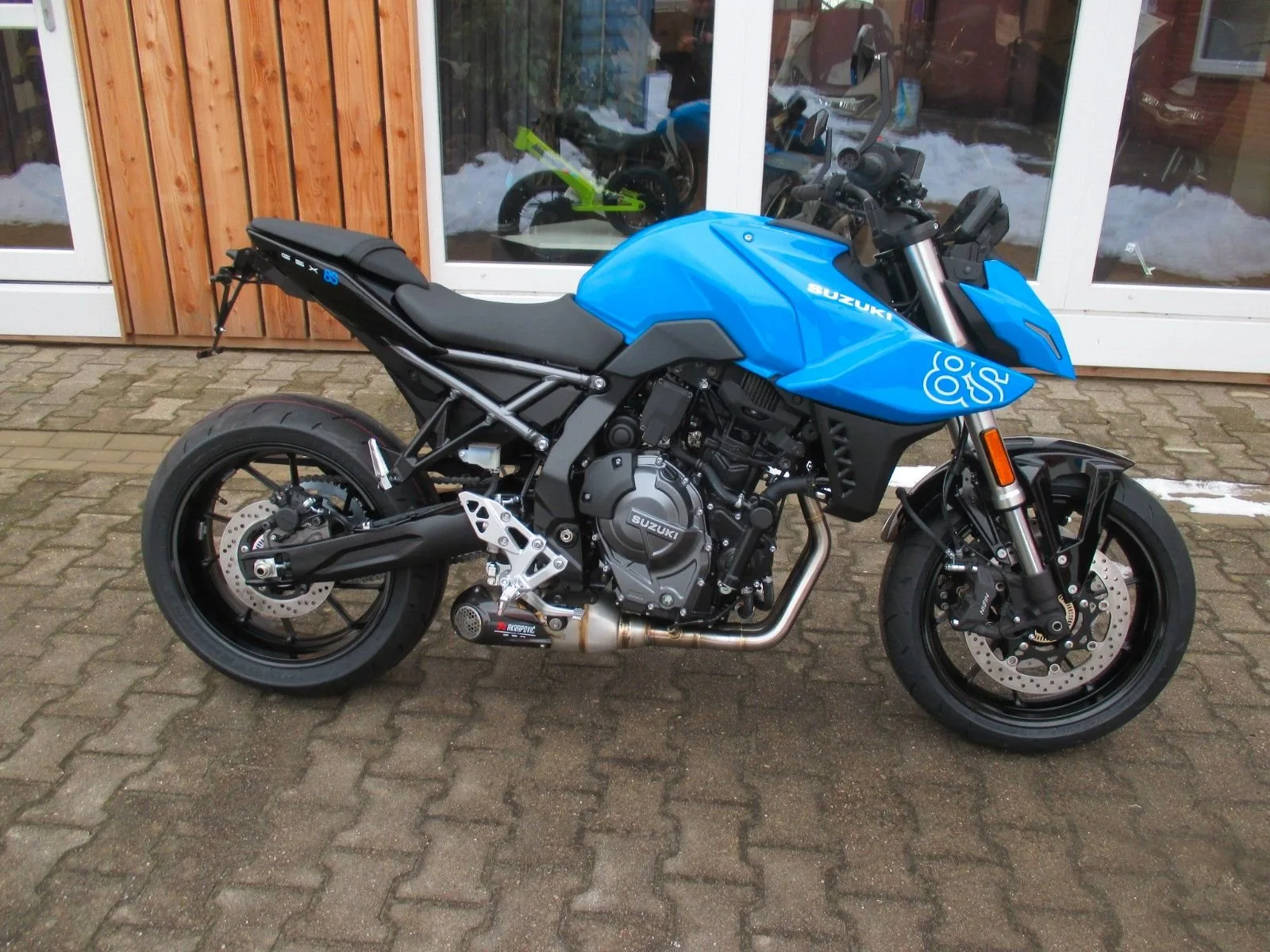 Suzuki GSX-8S