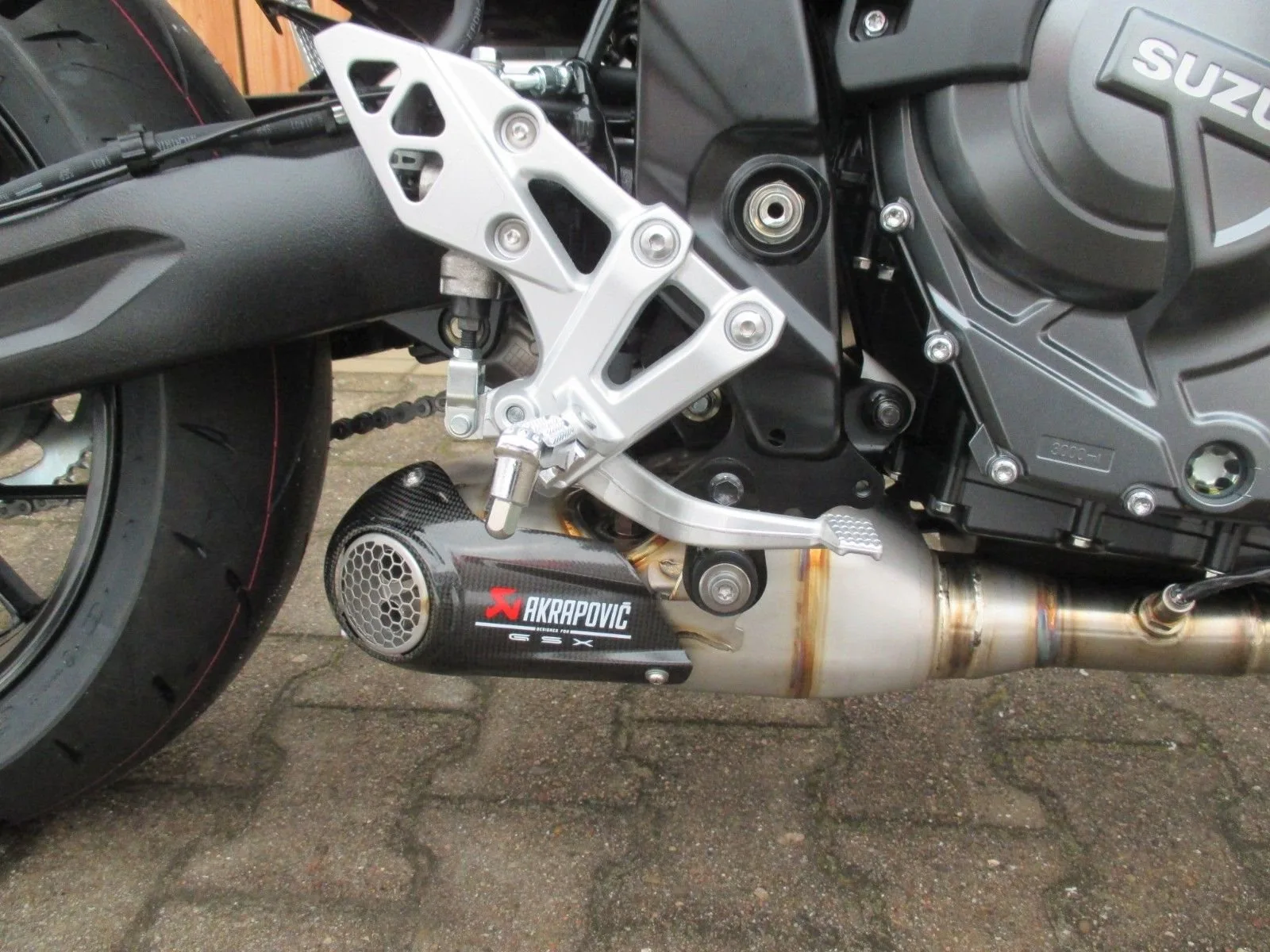 Suzuki GSX-8S