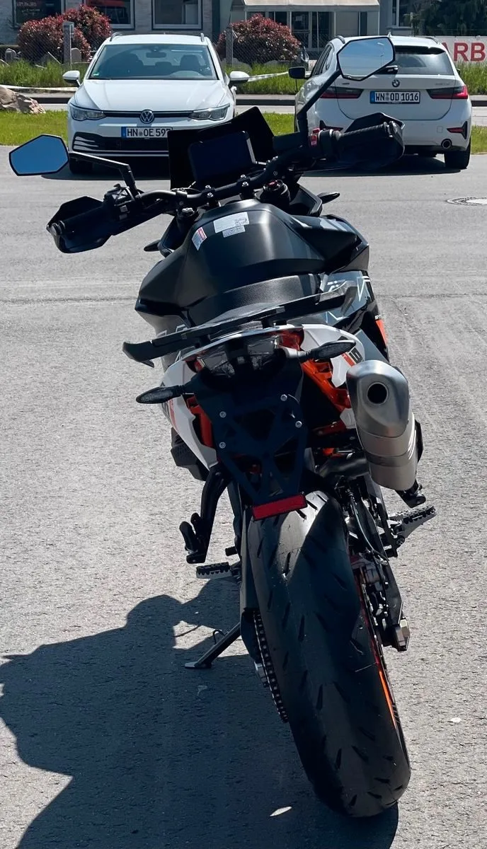 KTM 890 SMT