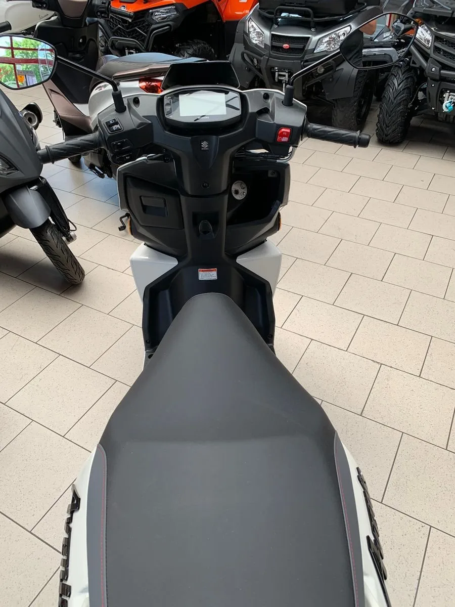 Suzuki Avenis 125