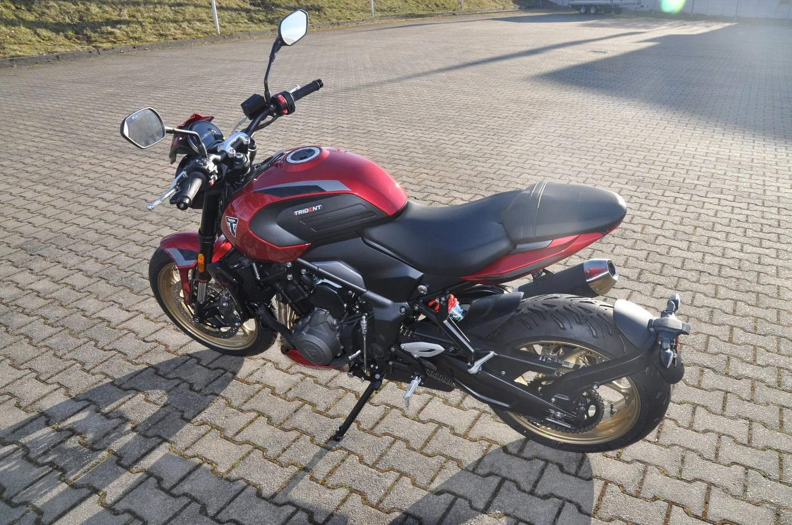 Triumph Trident 800