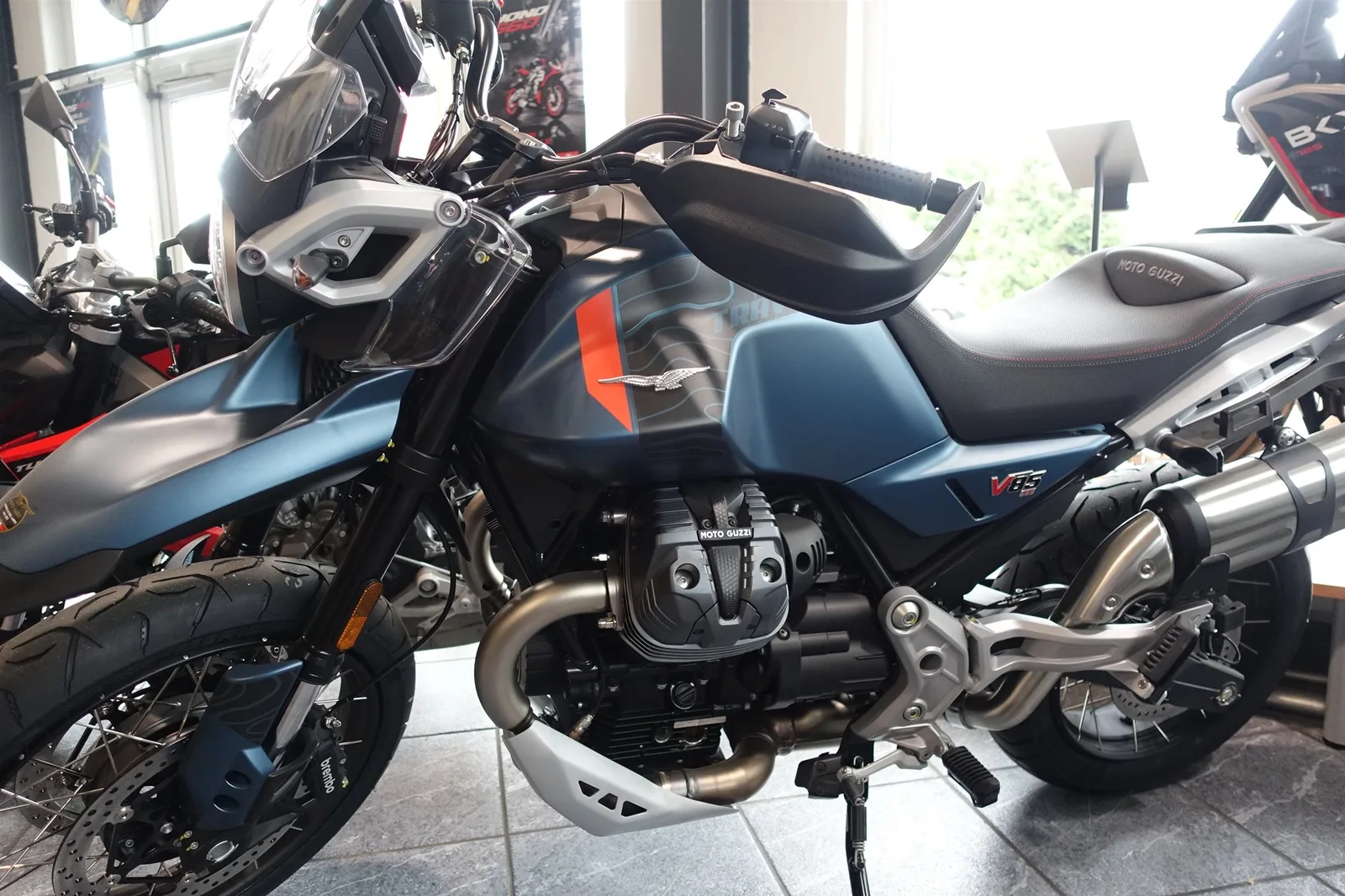 Moto Guzzi V85 Strada sofort verfügbar