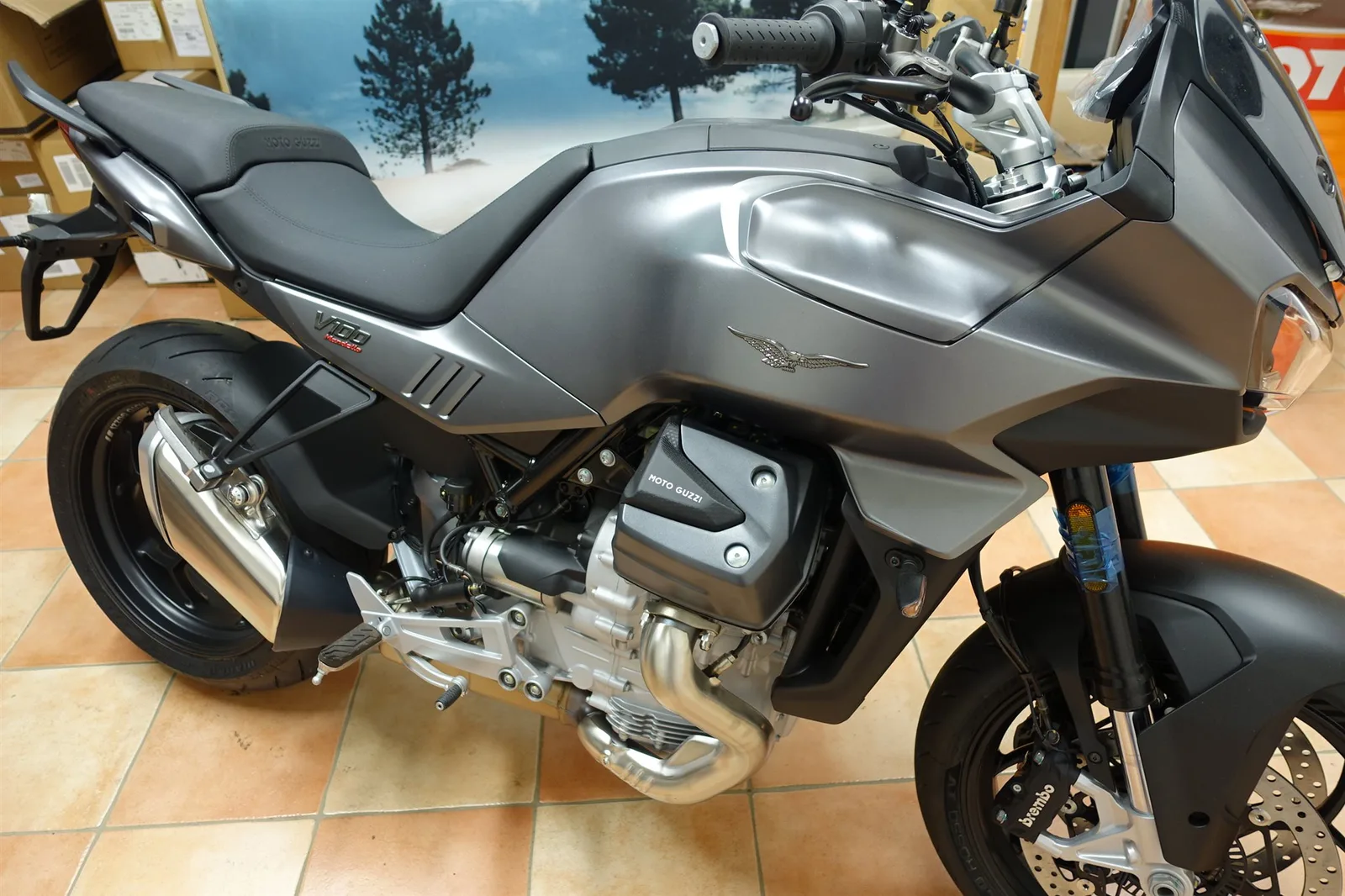 Moto Guzzi V100 Mandello