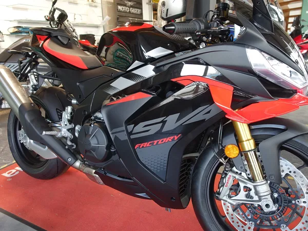 Aprilia RSV4 1100 Factory E5+