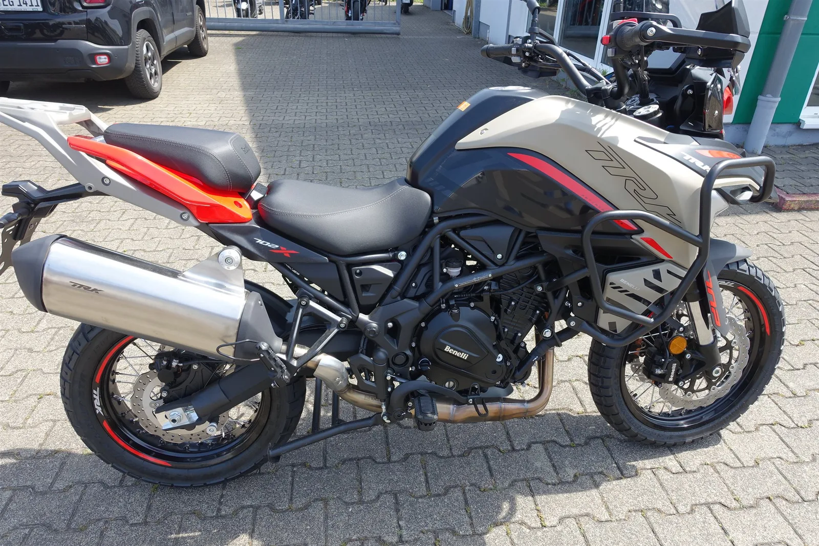 Benelli TRK 702
