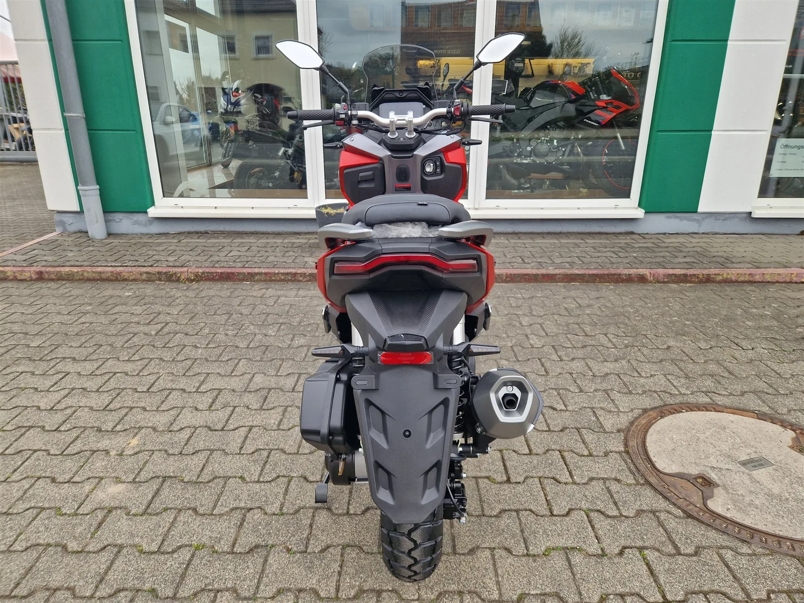 Voge SR1 ADV 125 ABS TCS
