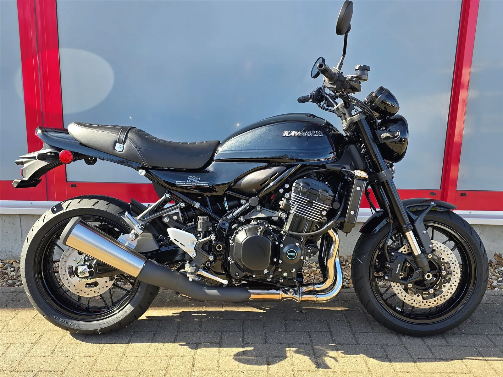 Kawasaki Z900 RS Black Ball Edition Neu, Mod. 2026, sofort verfügbar!