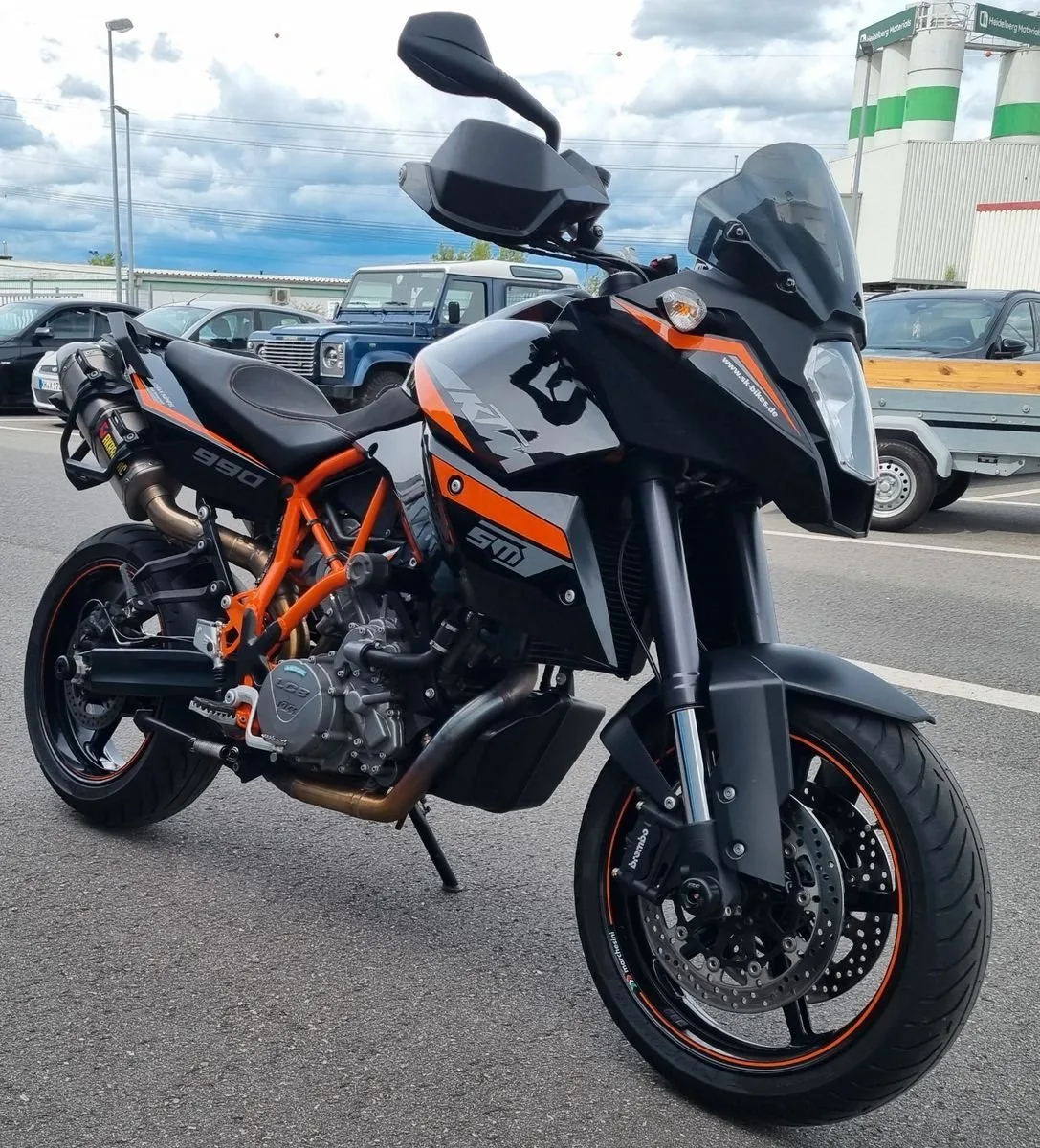 KTM 990 Supermoto T