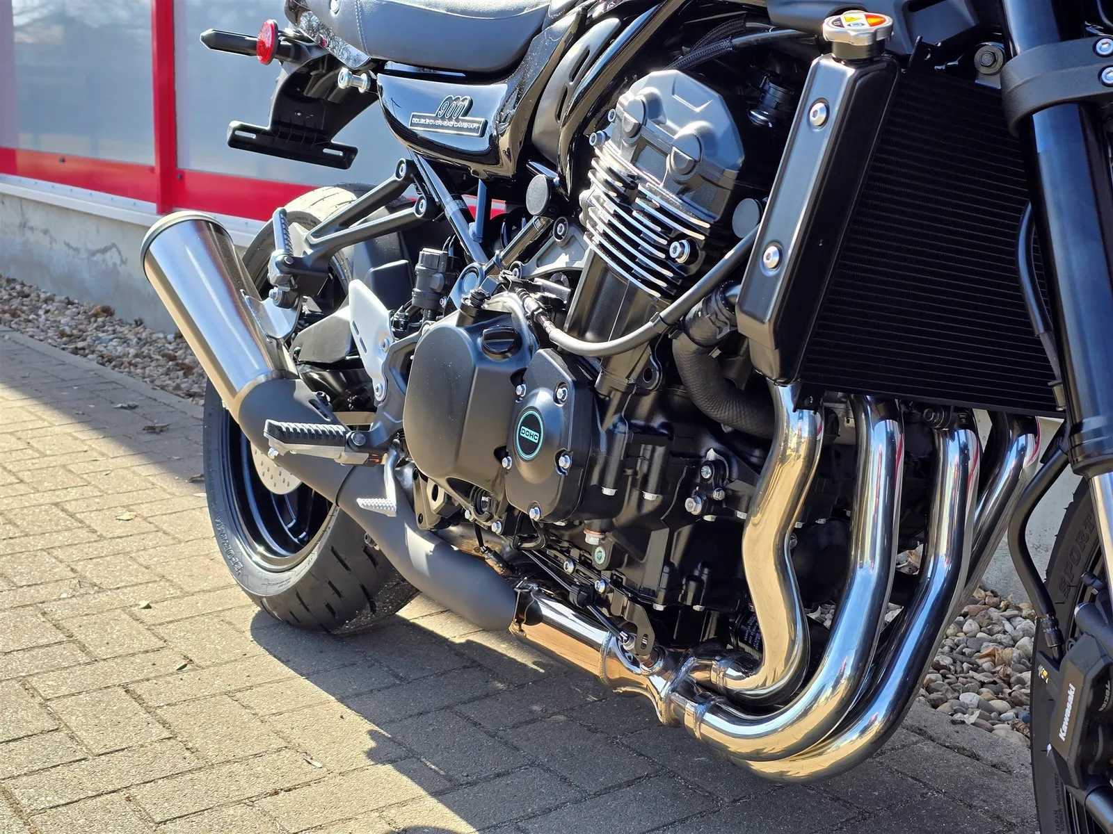 Kawasaki Z900 RS Black Ball Edition Neu, Mod. 2026, sofort verfügbar!