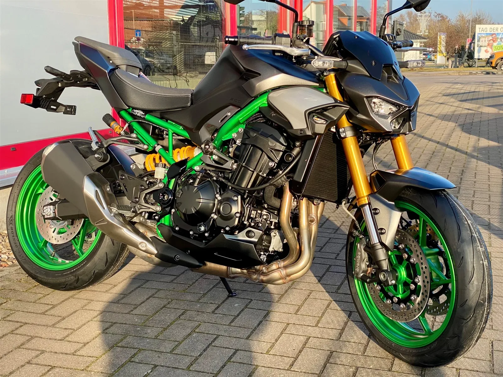 Kawasaki Z900 SE Neu, Modell 2026