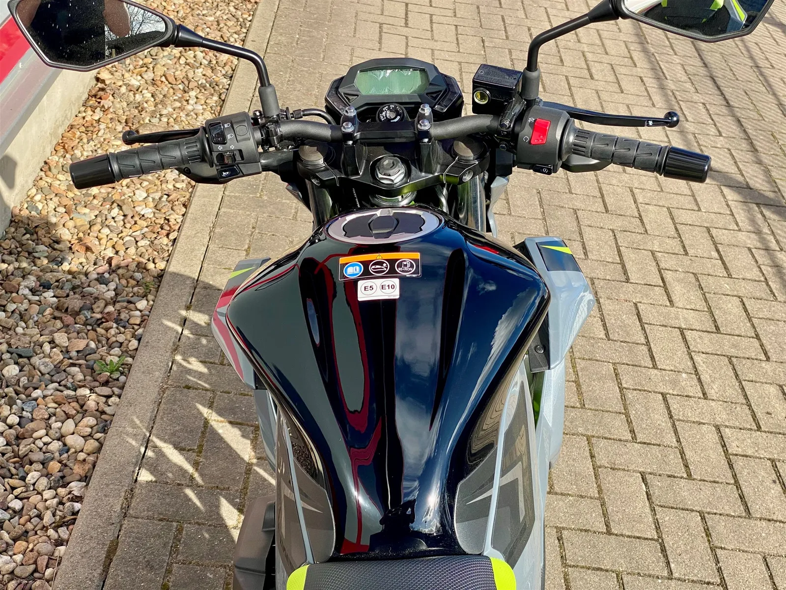 Kawasaki Z125 Neu! Mod. 2026, sofort verfügbar!