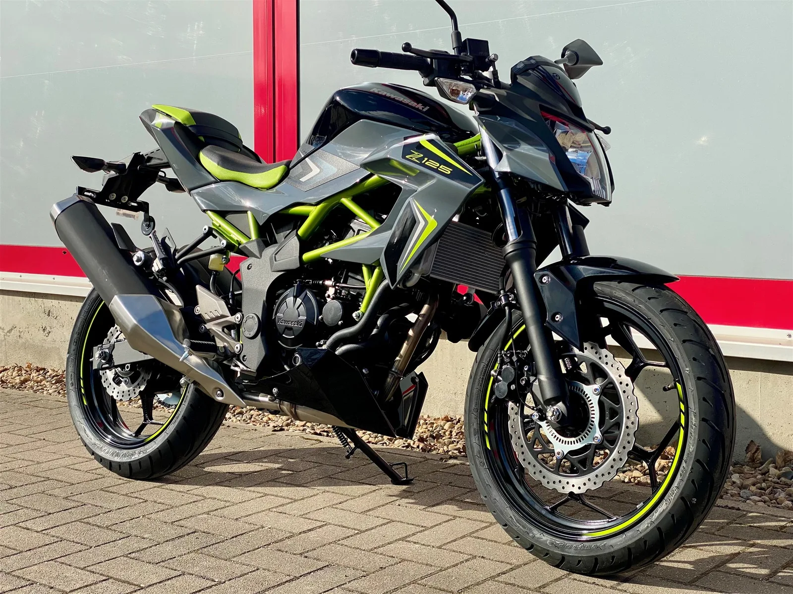Kawasaki Z125 Neu! Mod. 2026, sofort verfügbar!
