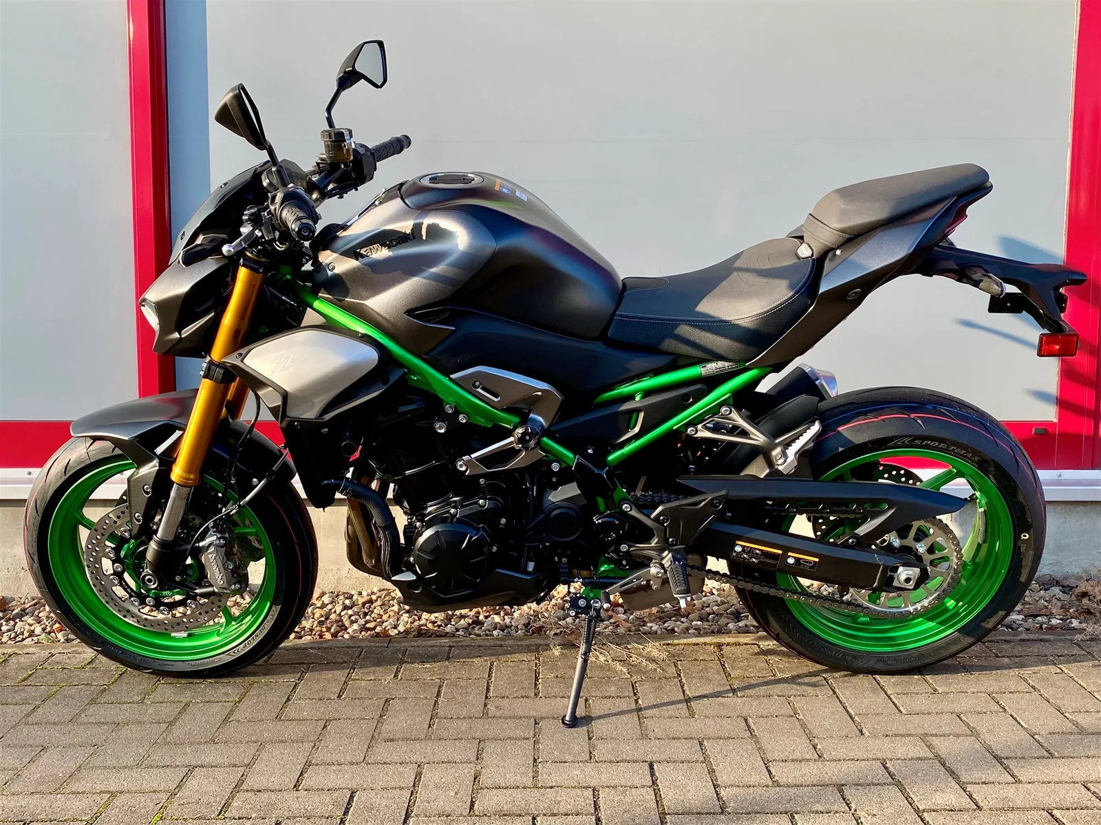Kawasaki Z900 SE Neu, Modell 2026