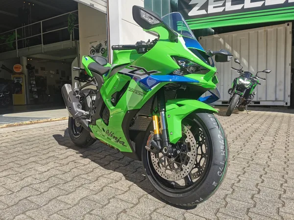 Kawasaki Ninja ZX-10R NEUFAHRZEUG 2026