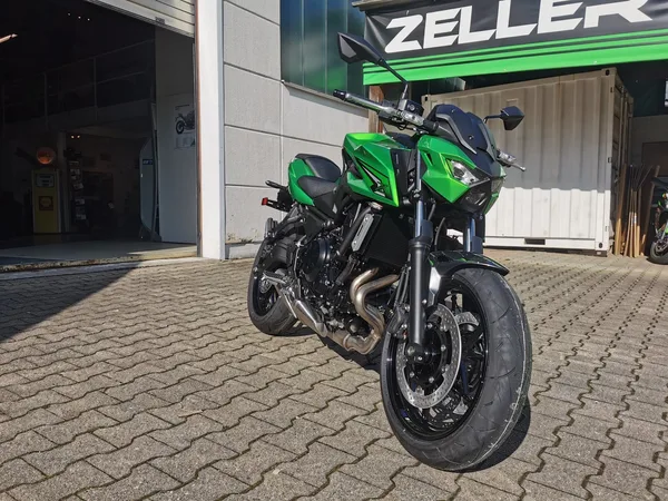 Kawasaki Z650 S NEUFAHRZEUG 2026