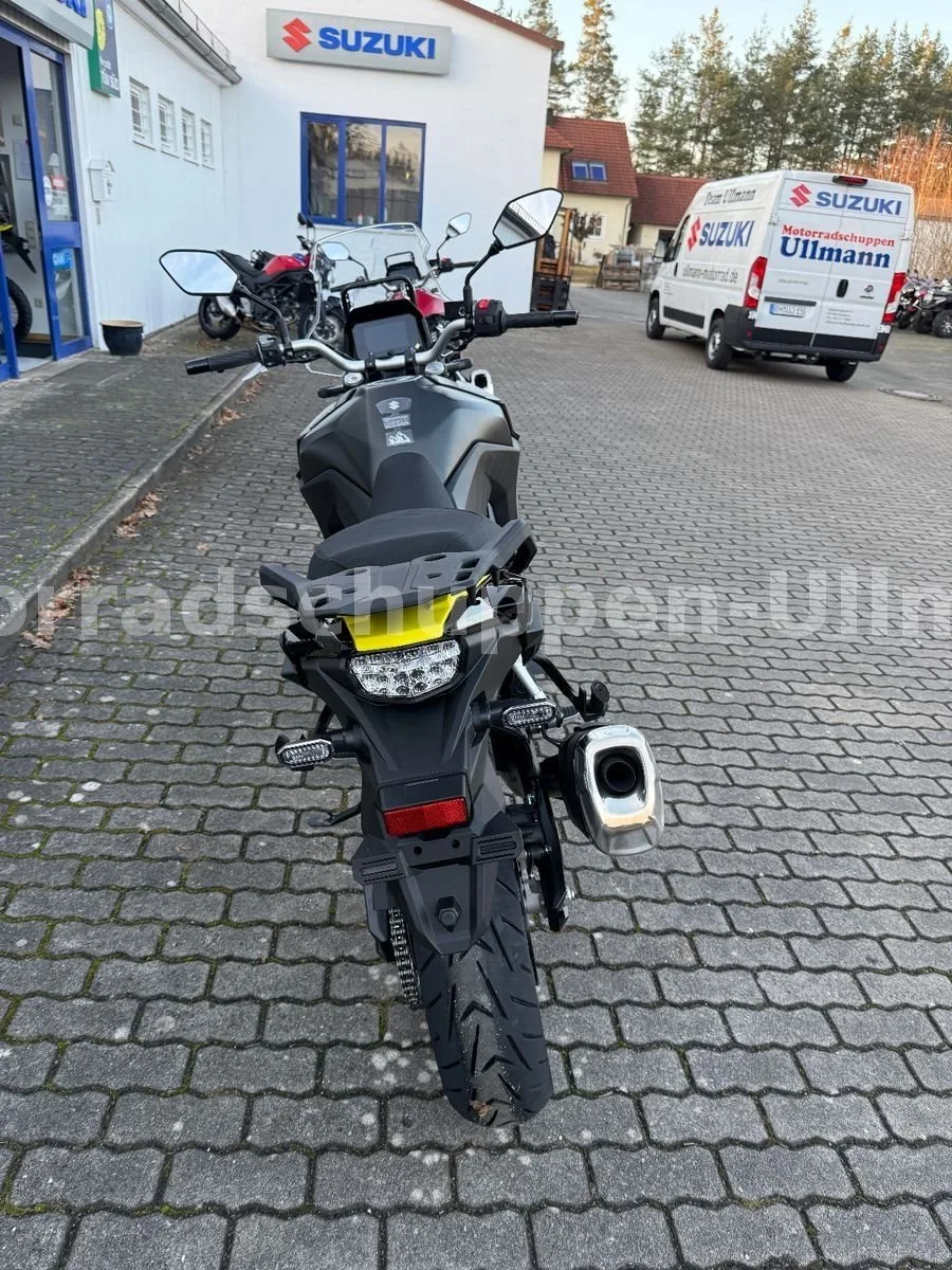 Suzuki V-Strom 800