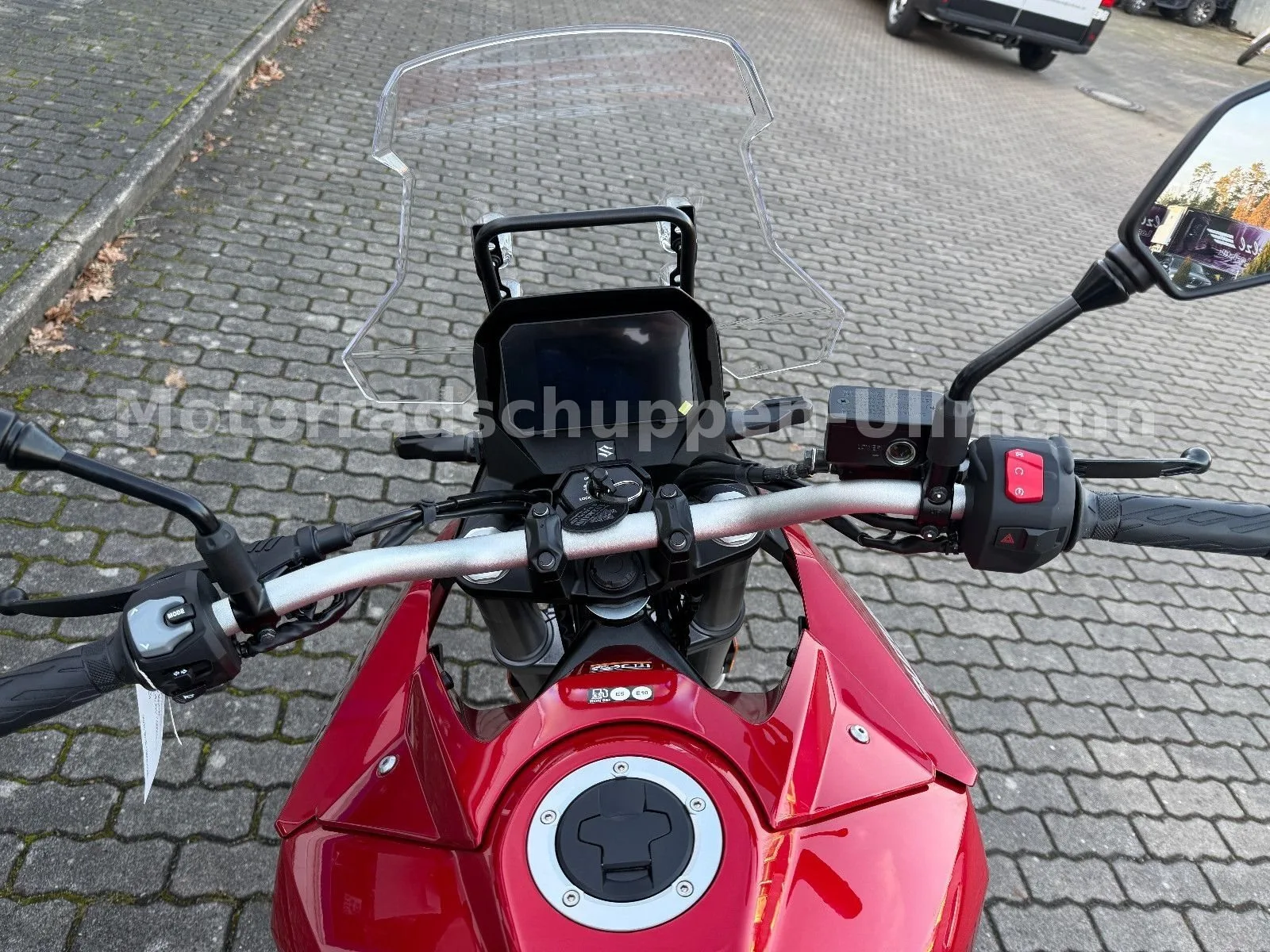 Suzuki V-Strom 800