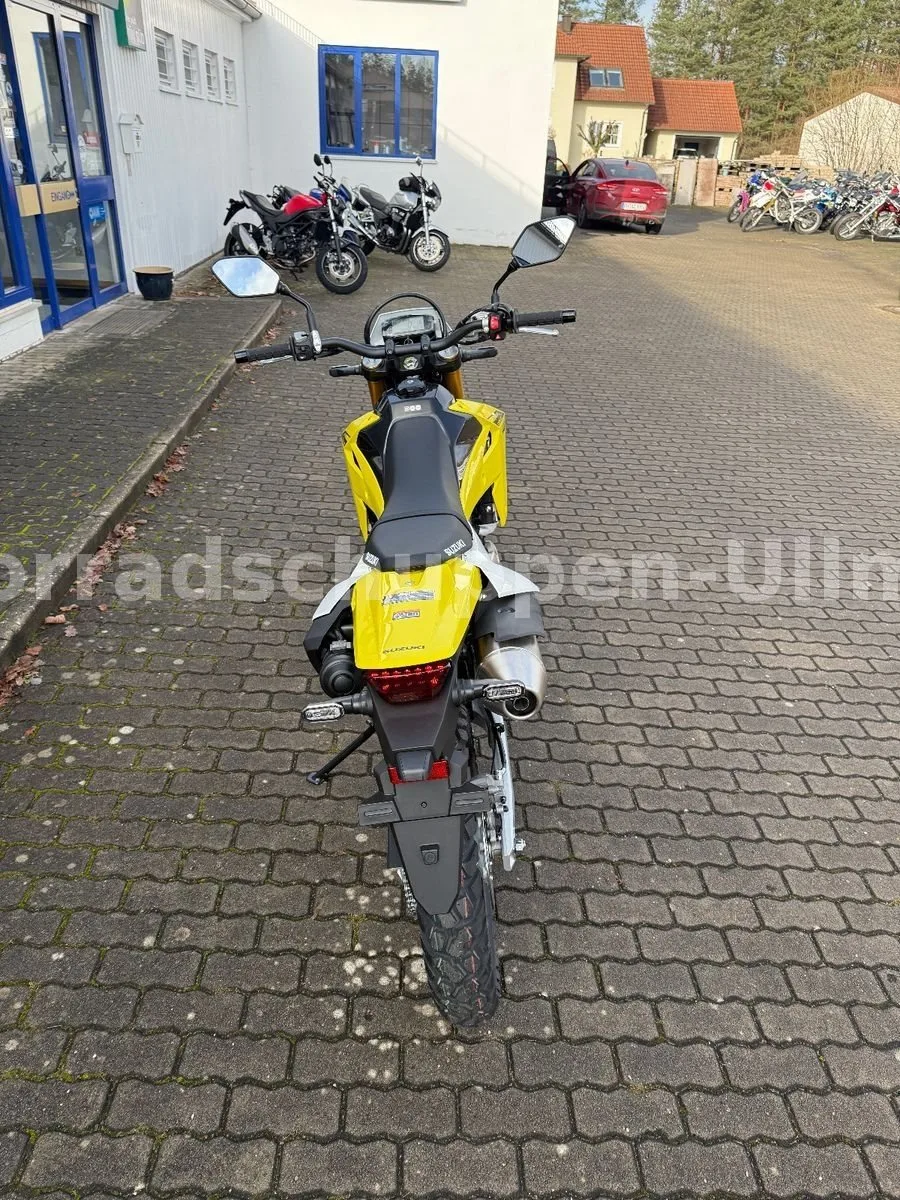 Suzuki DR-Z4S