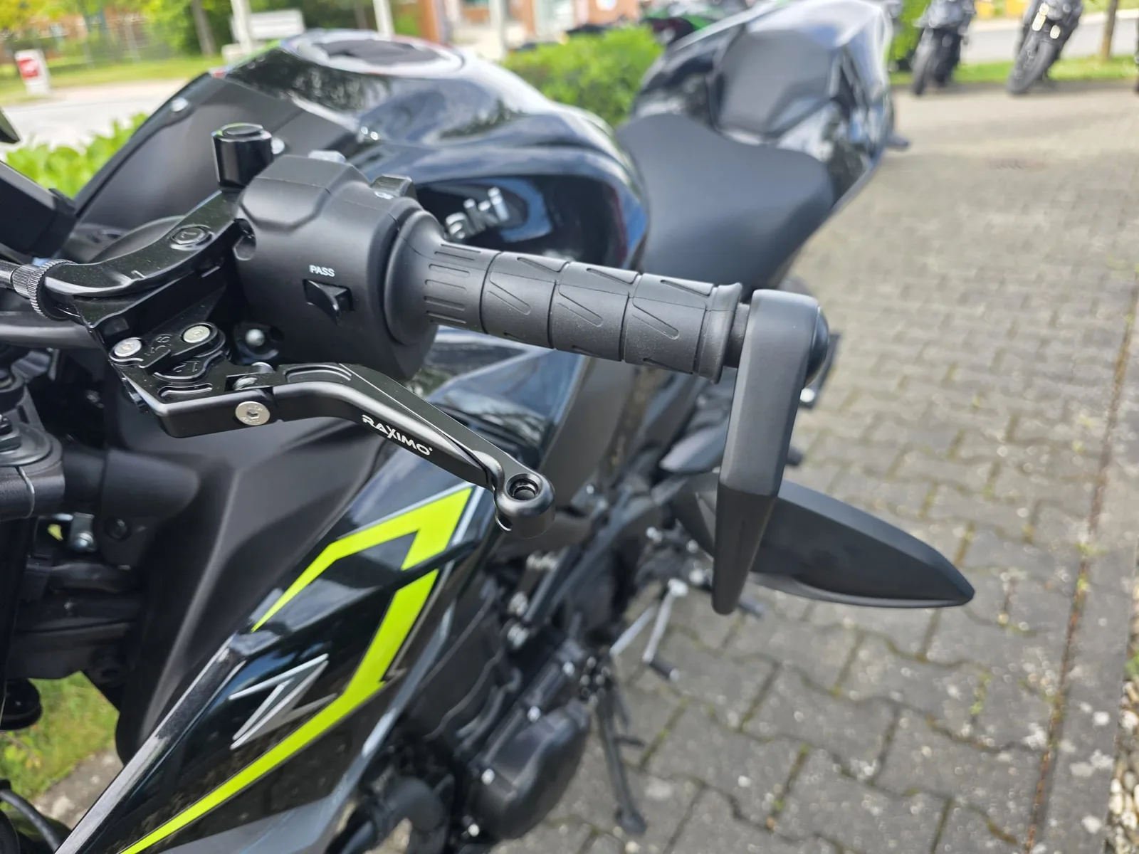 Kawasaki Z900 RR-Edition
