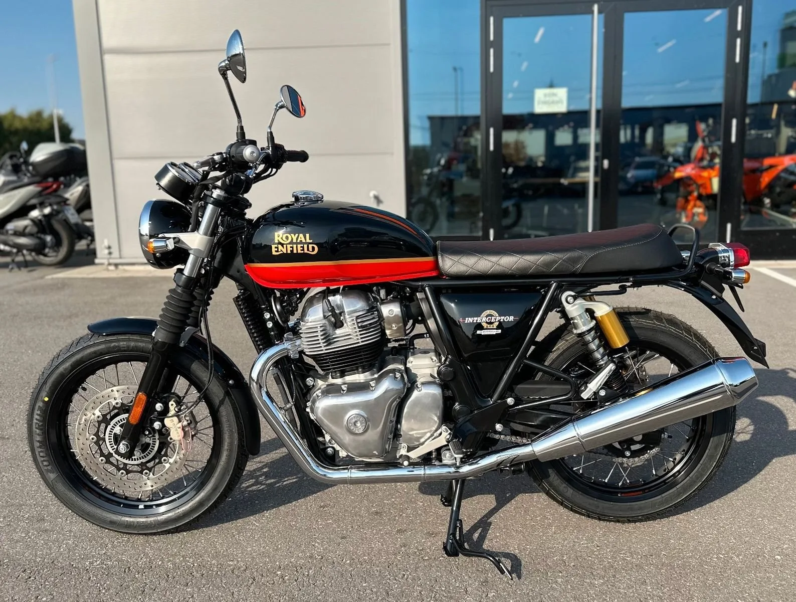 Royal Enfield Interceptor 650