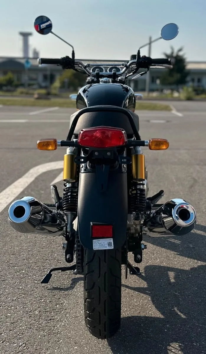 Royal Enfield Interceptor 650