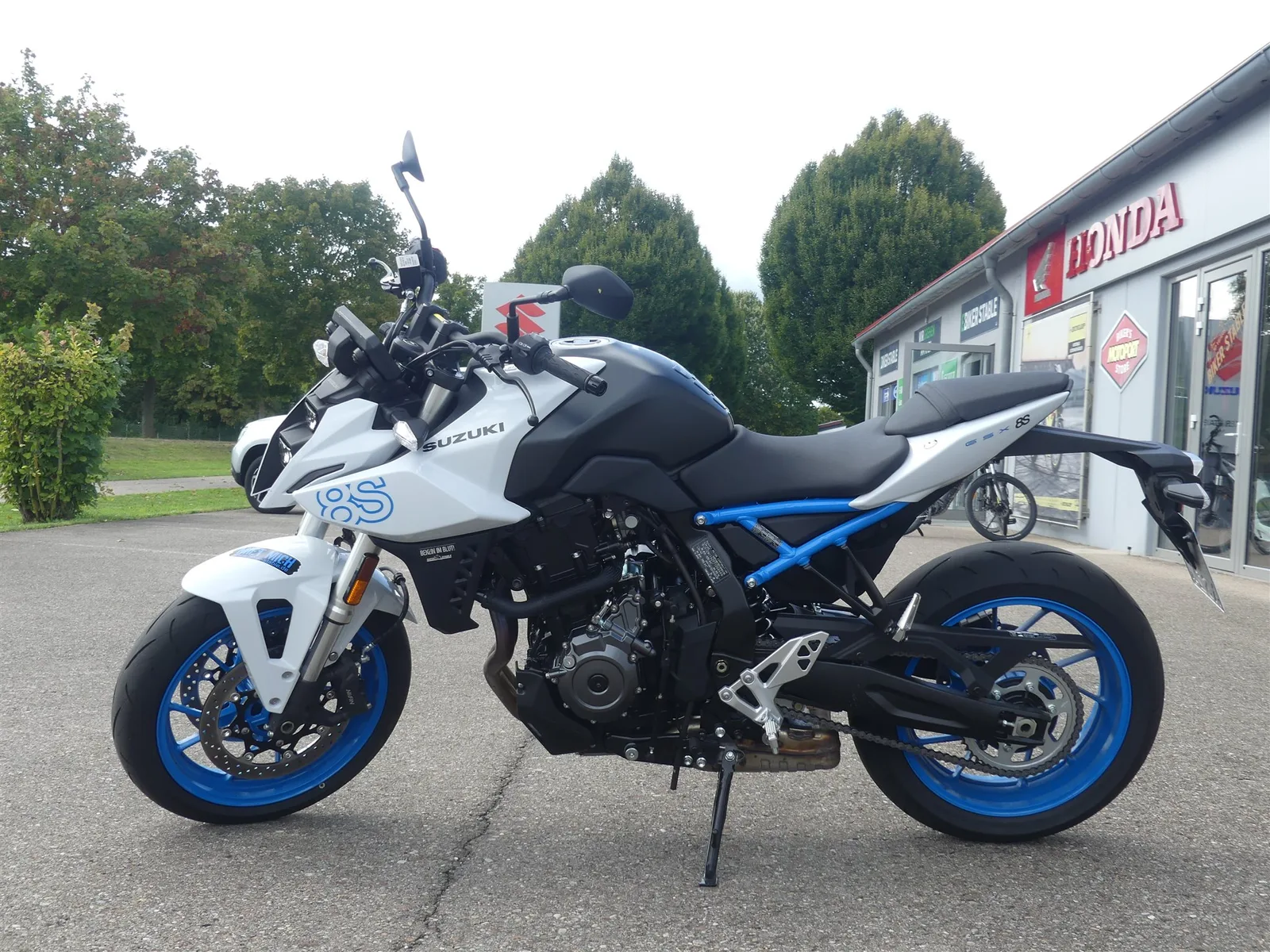 Suzuki GSX-8S MJ 25 - Service Neu, HU/AU Neu, Top Zustand