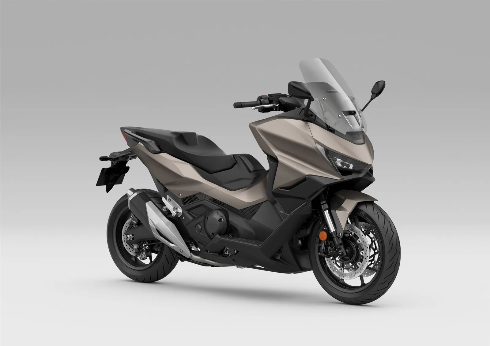 Honda Forza 750 Schwarz sofort verfügbar, 6 J. Garantie