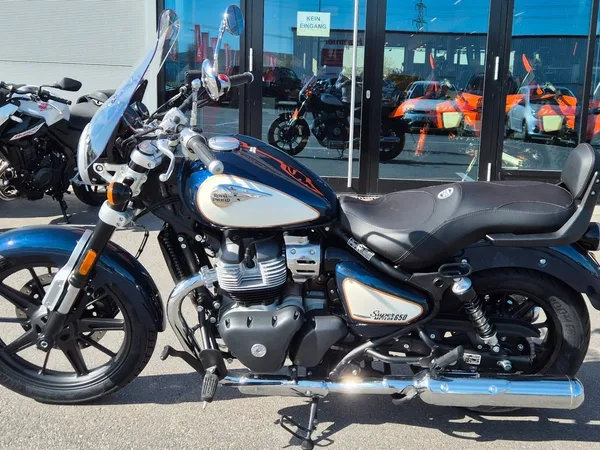 Royal Enfield Super Meteor 650