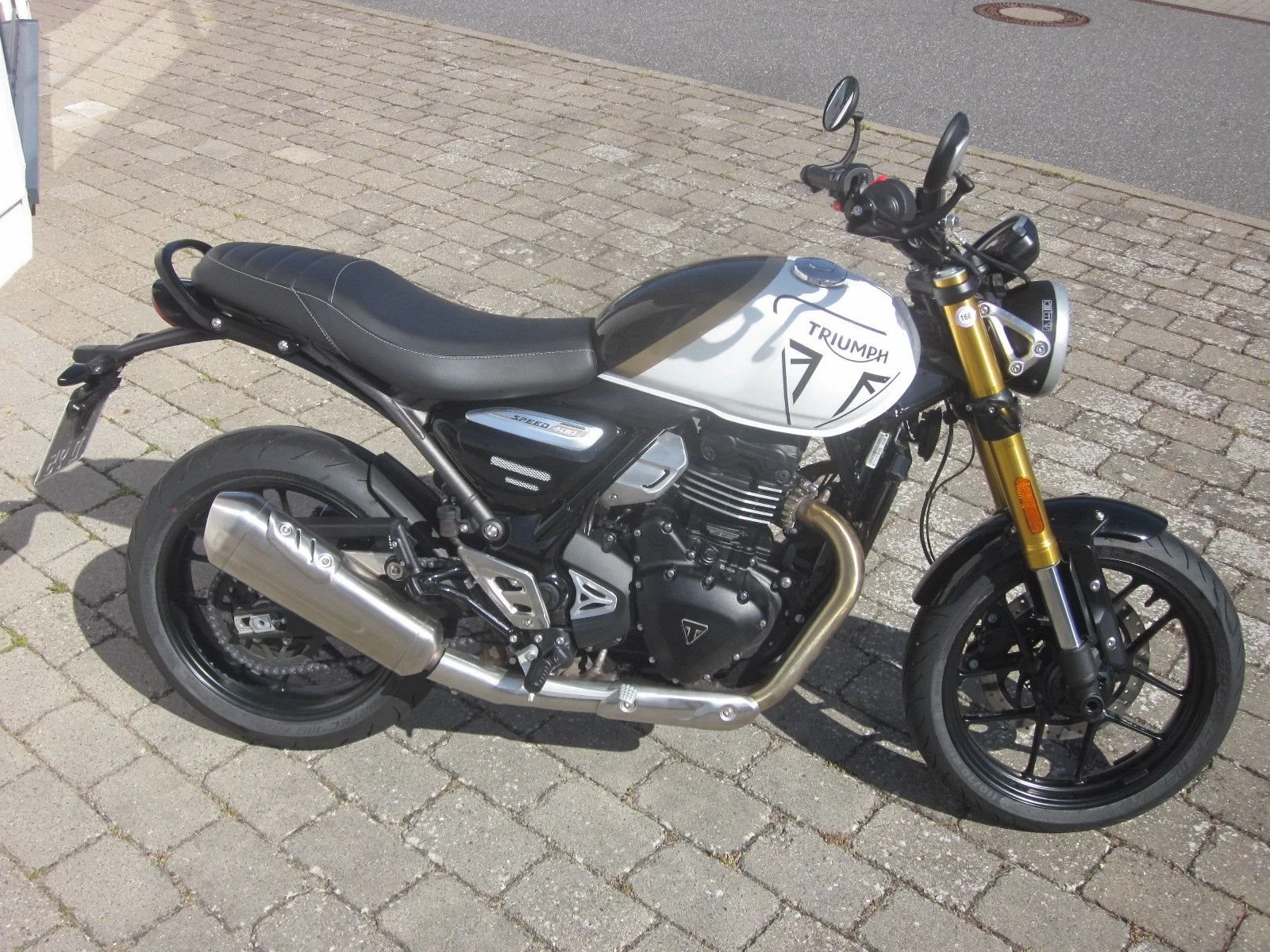 Triumph Speed 400