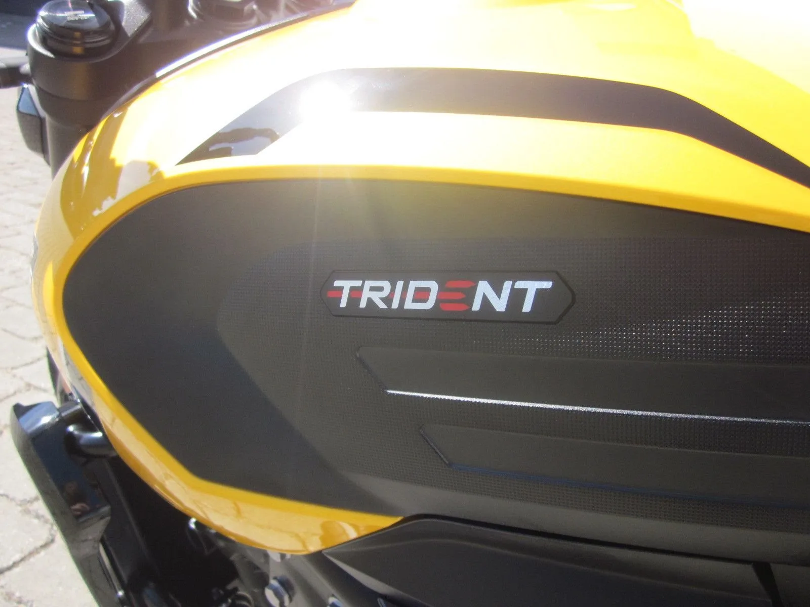 Triumph Trident 660