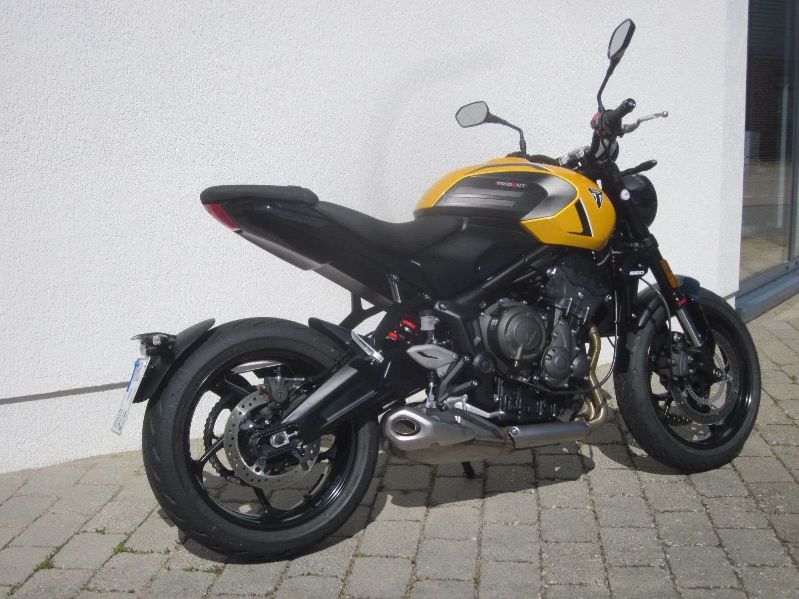 Triumph Trident 660