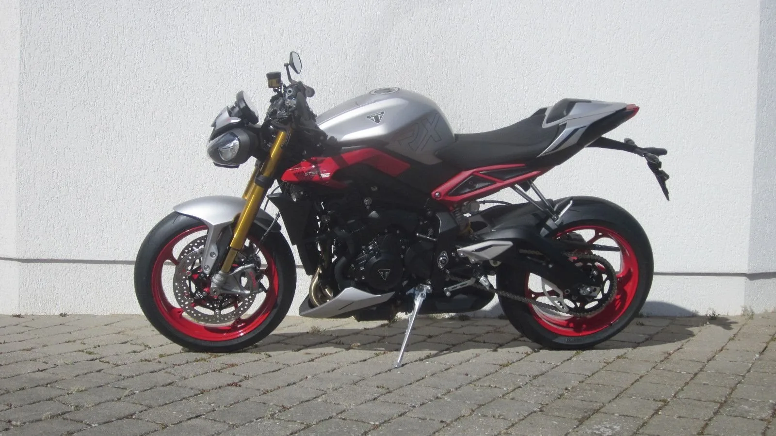 Triumph Street Triple 765 RX