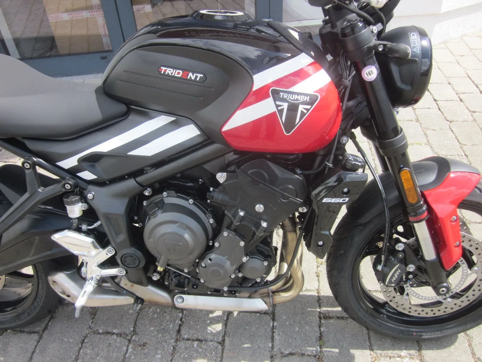 Triumph Trident 660