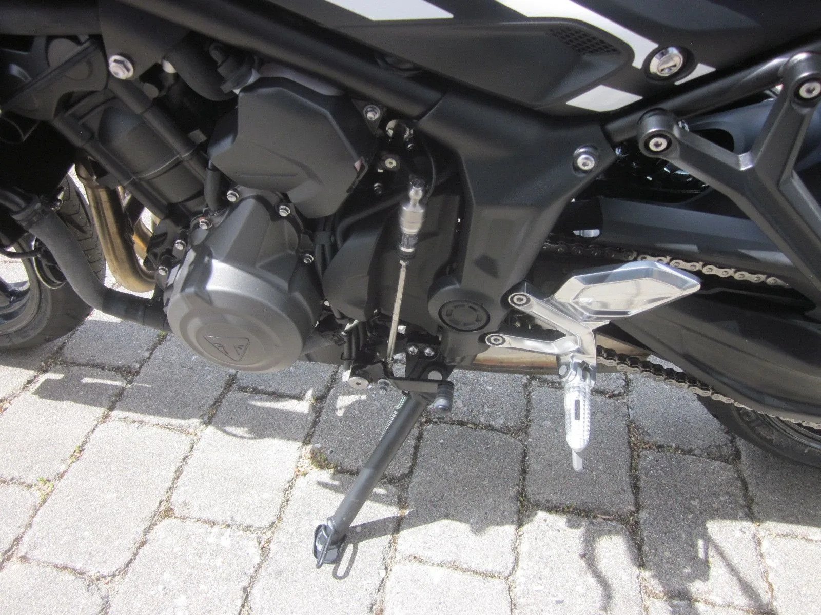 Triumph Trident 660